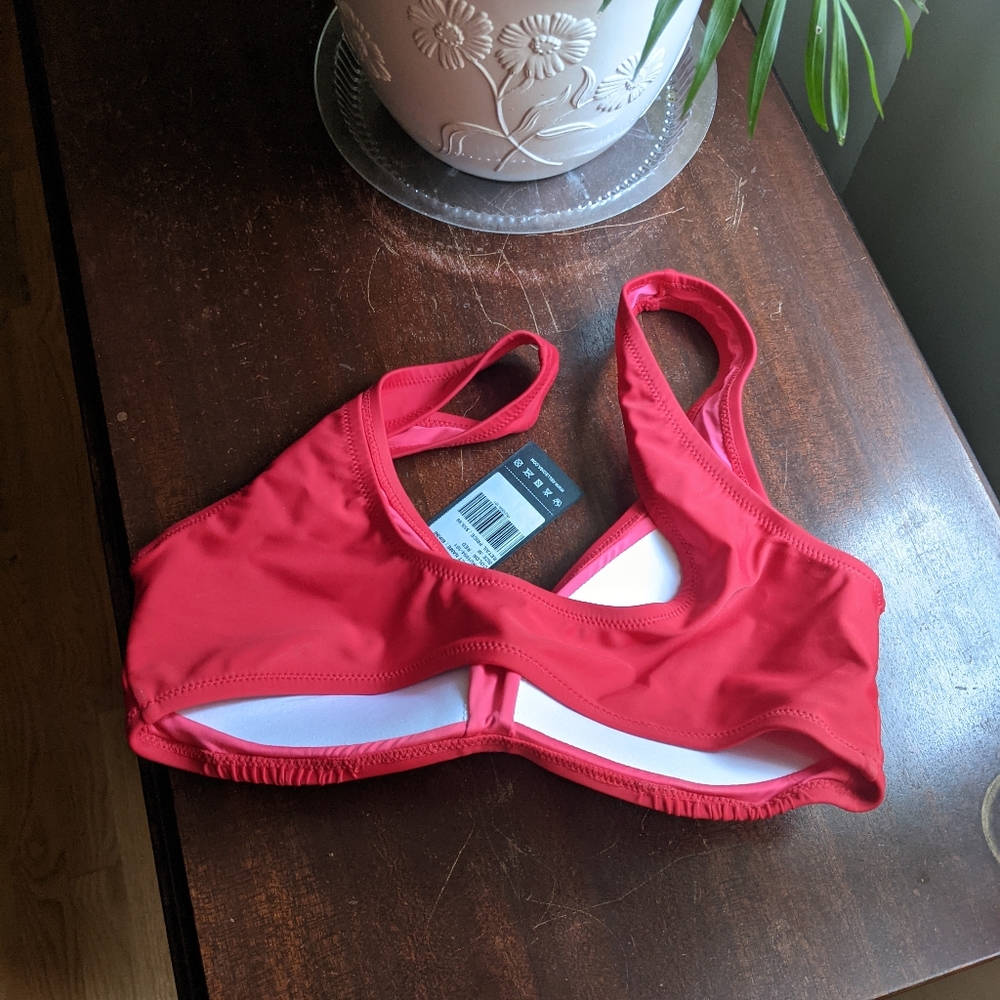 Relleciga red bikini top - Picture 3 of 6